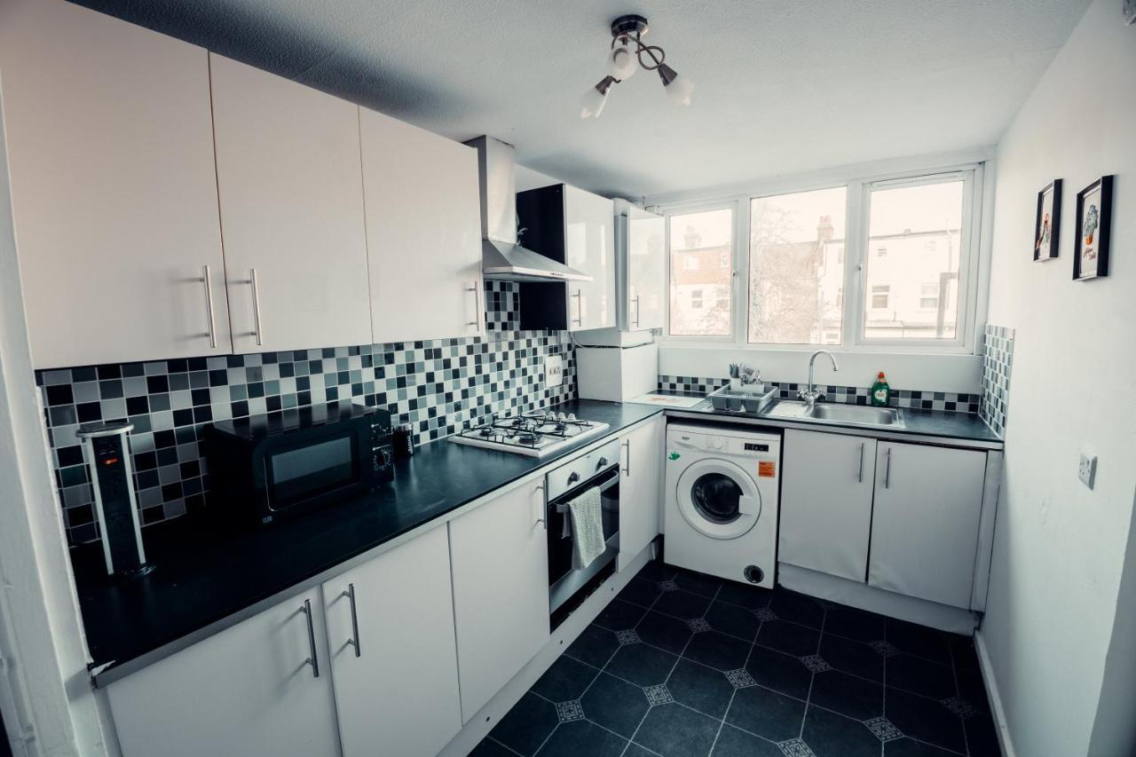 Comfy Home-Wood Green Londra Dış mekan fotoğraf